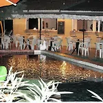 Gnest Apartments