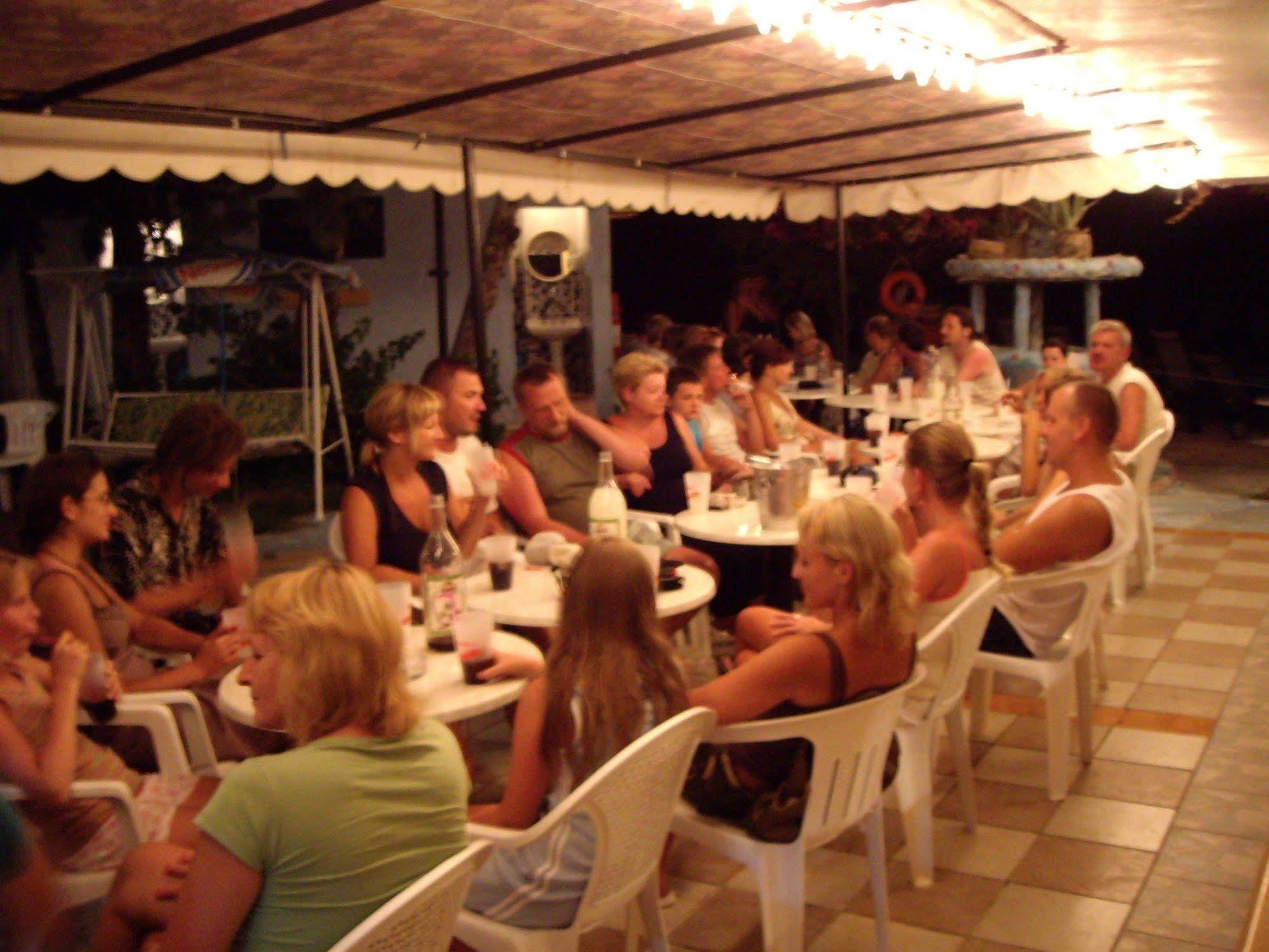 Gnest Faliraki