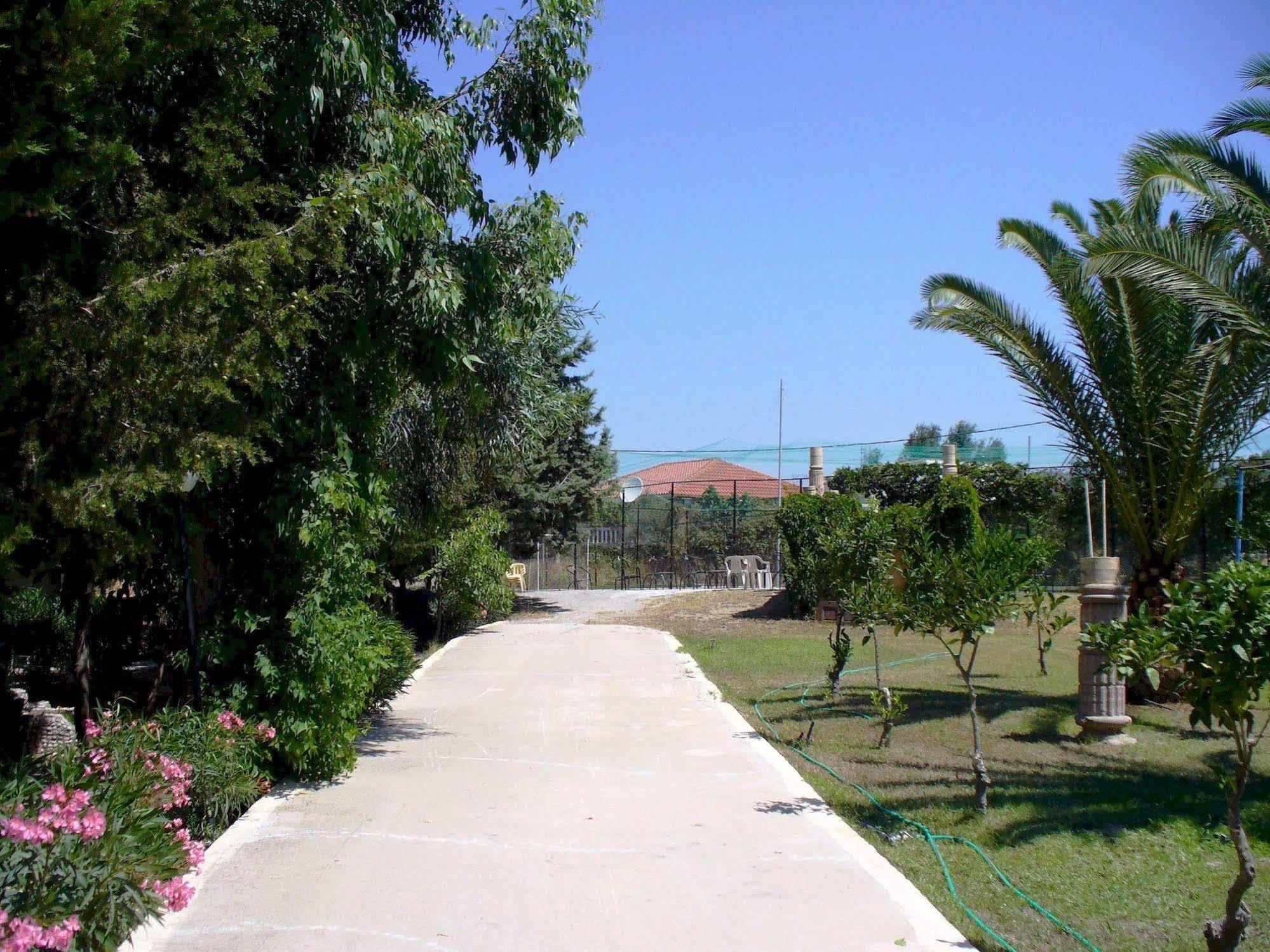 Gnest 2* Faliraki